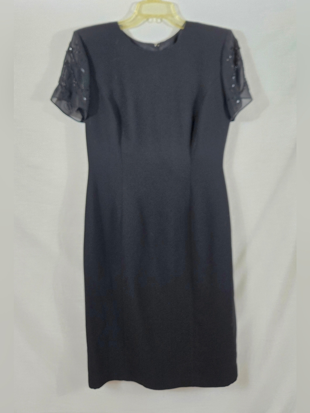 Donna Morgan Black Sheath Cocktail Dress Beaded Short Sleeves Size 8